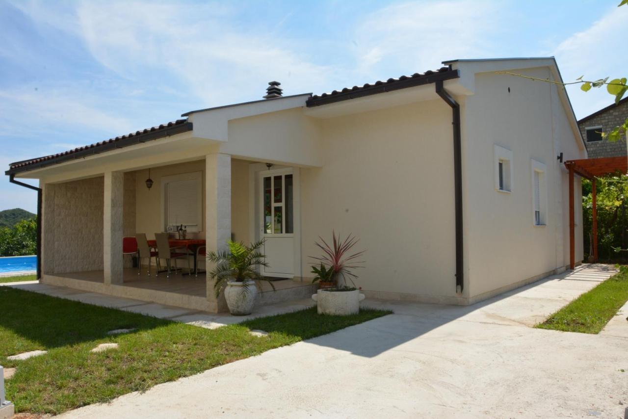 Vila Pelinovo Kotor Bagian luar foto
